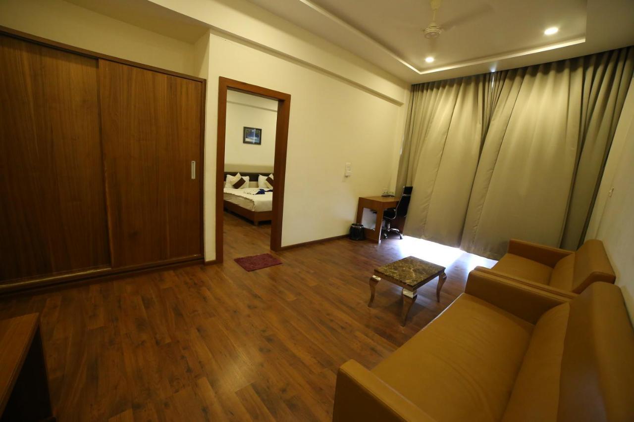 Hotel Anantaragreens Disa Extérieur photo