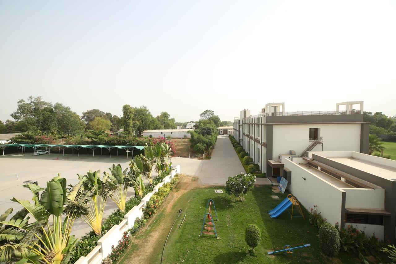 Hotel Anantaragreens Disa Extérieur photo